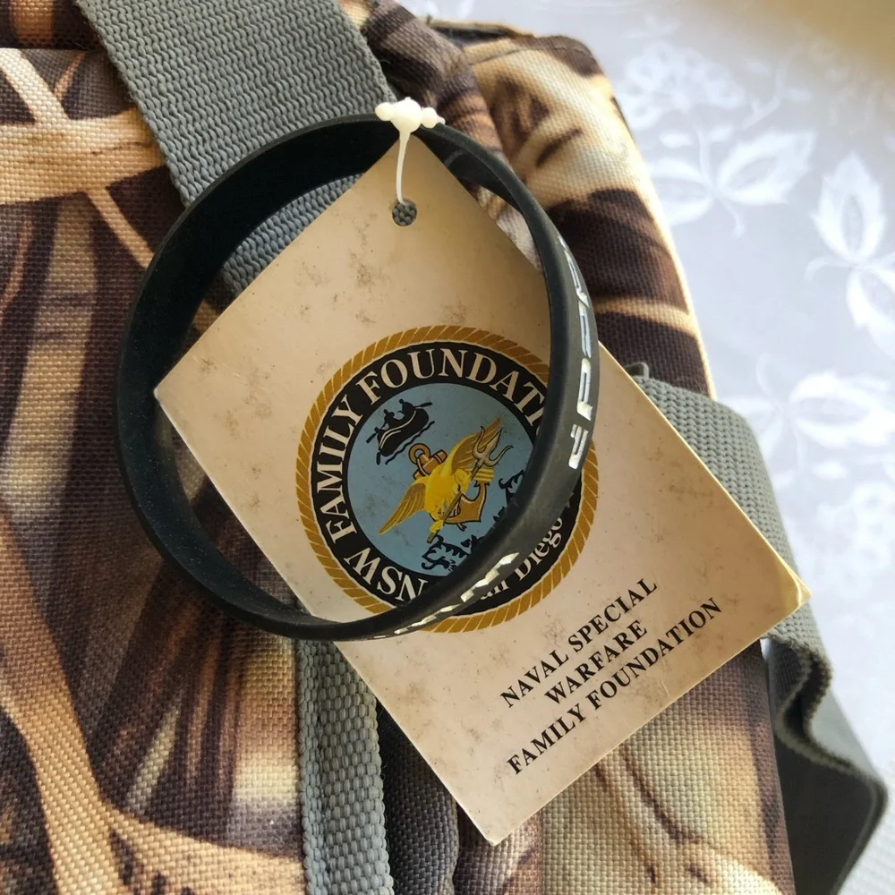 Banded Hammer Floating Blind Olive Green/Tan Camo Duffle Bag Straps NWT Hunting